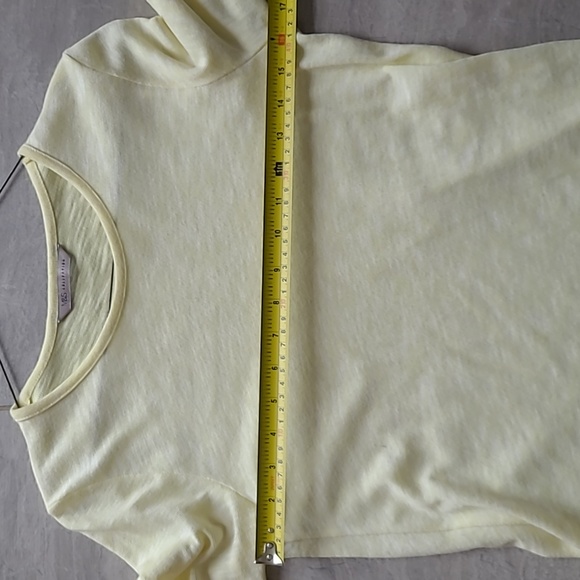 - Women's Mark's and Spencer Collection  soft yellow top - Picture 3 of 4